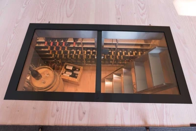 Vinorage glaslåge til vinkælder med motor - 640 x 1000 mm - sort Vinorage glaslåge til vinkælder med motor - 640 x 1000 mm - sort